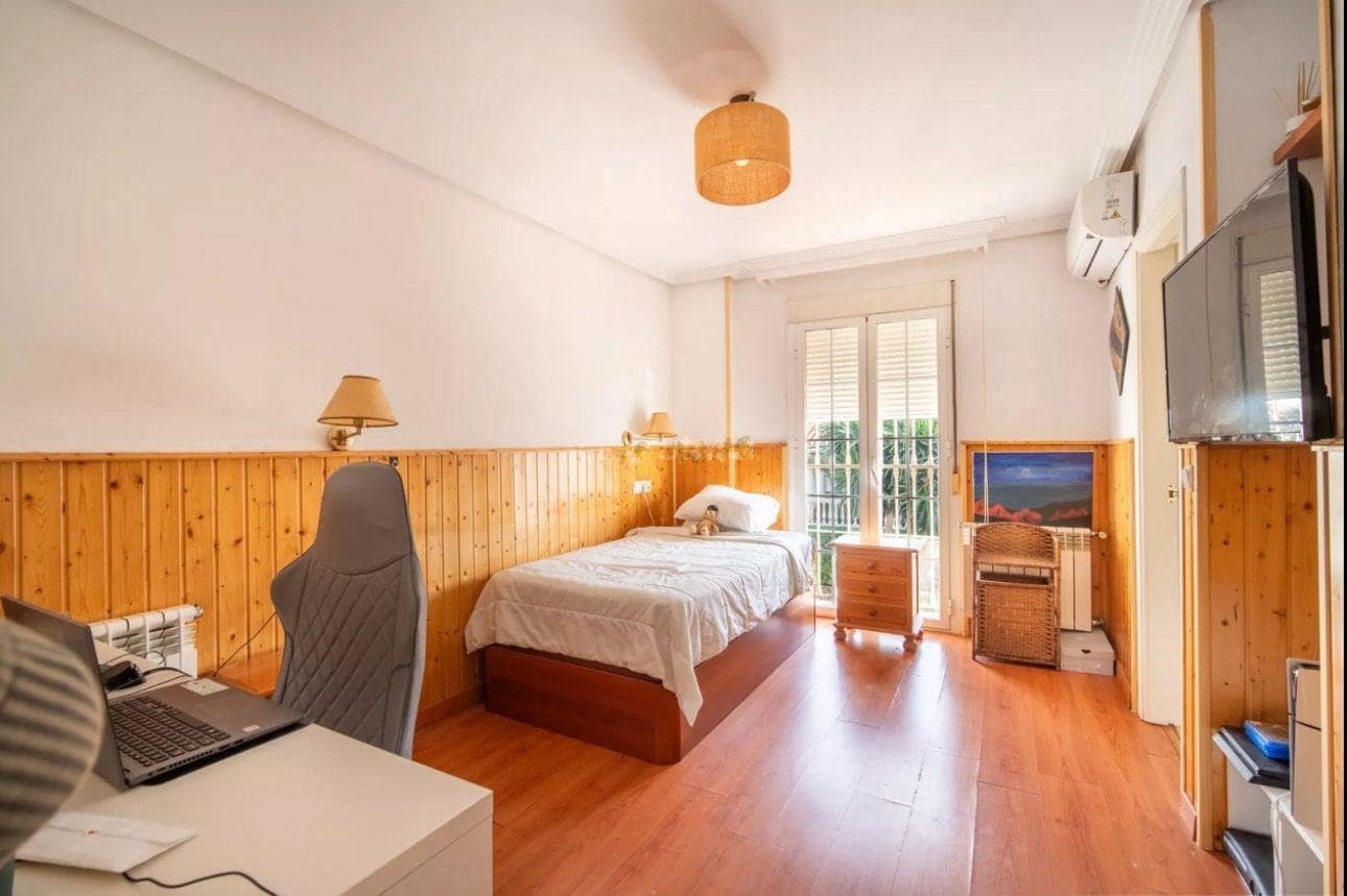 5 chambre Villa/Maison Semi-Mitoyenne à vendre à Puerto de la Torre avec piscine garage - 690 000 € (Ref: 8836554)