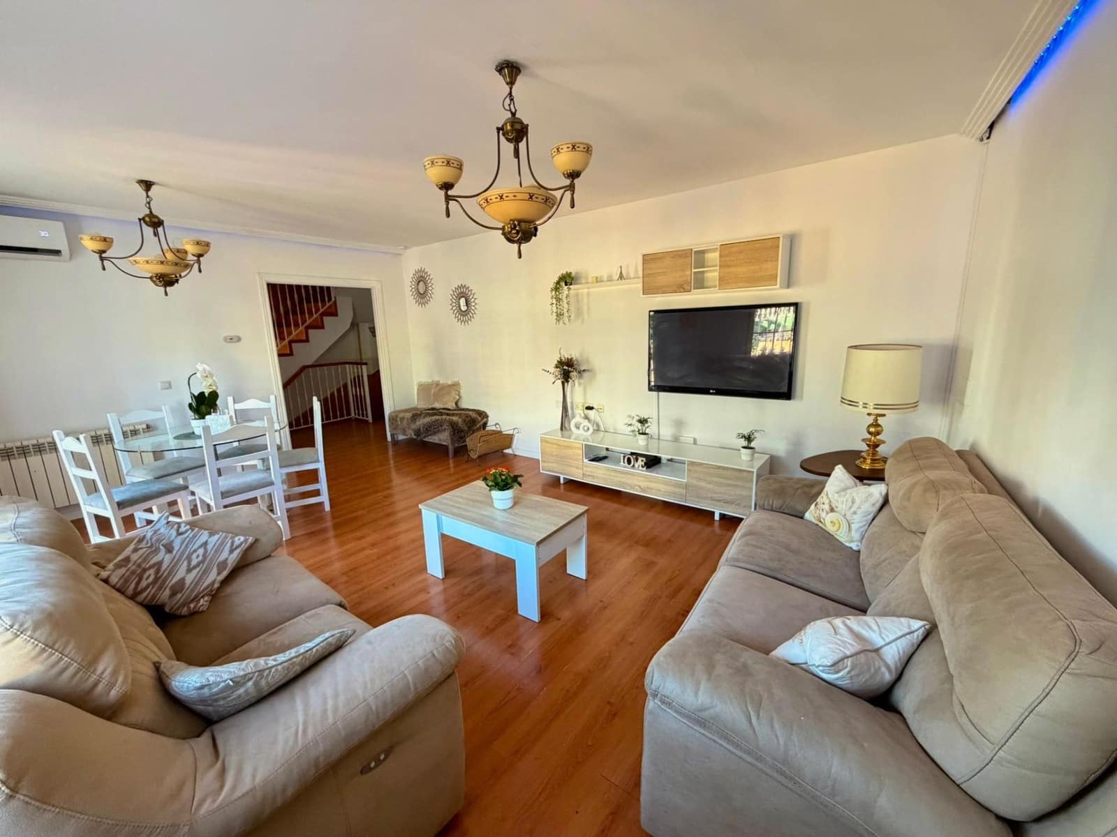 5 chambre Villa/Maison Semi-Mitoyenne à vendre à Puerto de la Torre avec piscine garage - 690 000 € (Ref: 8836554)