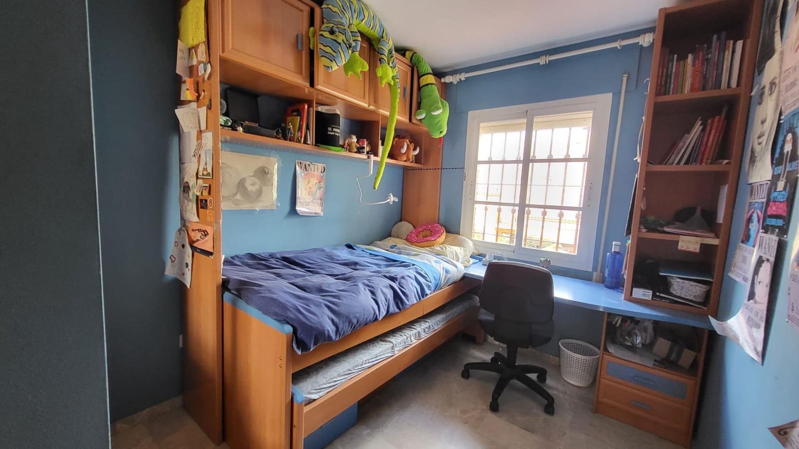 5 soveværelse Byhus til salg i Rincon de la Victoria med swimmingpool garage - € 494.900 (Ref: 8869617)