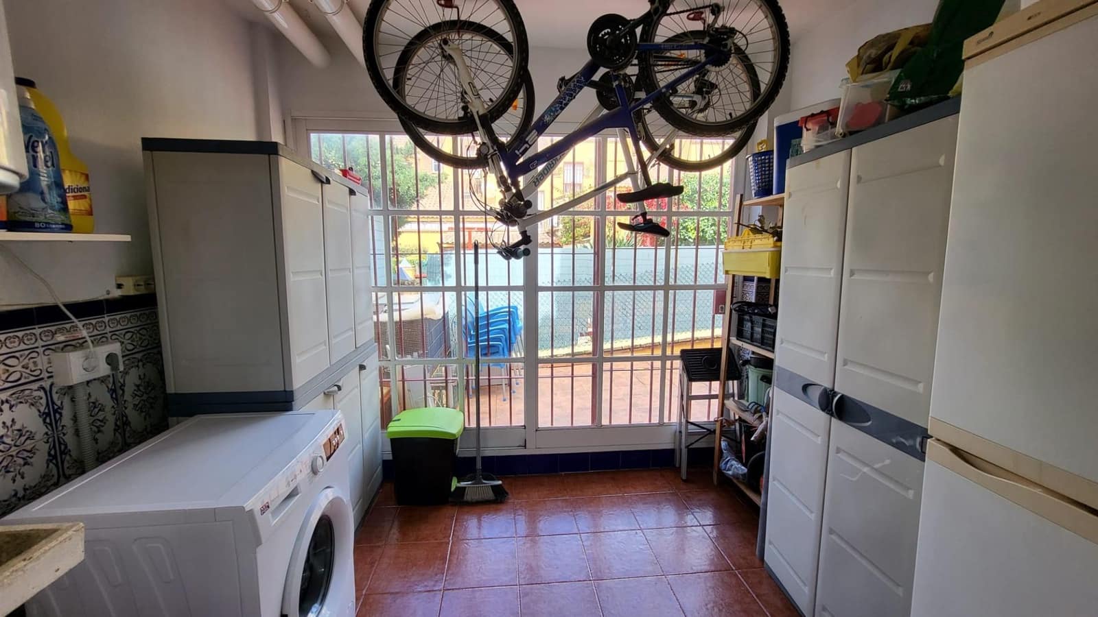 5 soveværelse Byhus til salg i Rincon de la Victoria med swimmingpool garage - € 494.900 (Ref: 8869617)