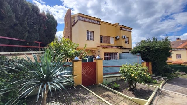 5 slaapkamer Huis te koop in Rincón de la Victoria met zwembad garage - € 494.900 (Ref: 8869617)