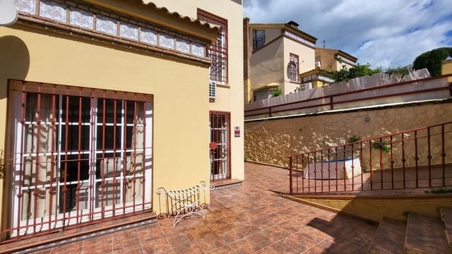 5 slaapkamer Huis te koop in Rincón de la Victoria met zwembad garage - € 494.900 (Ref: 8869617)