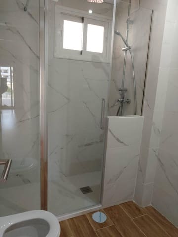 Piso de 3 habitaciones en Rincón de la Victoria en venta con piscina - 410.000 € (Ref: 8950762)