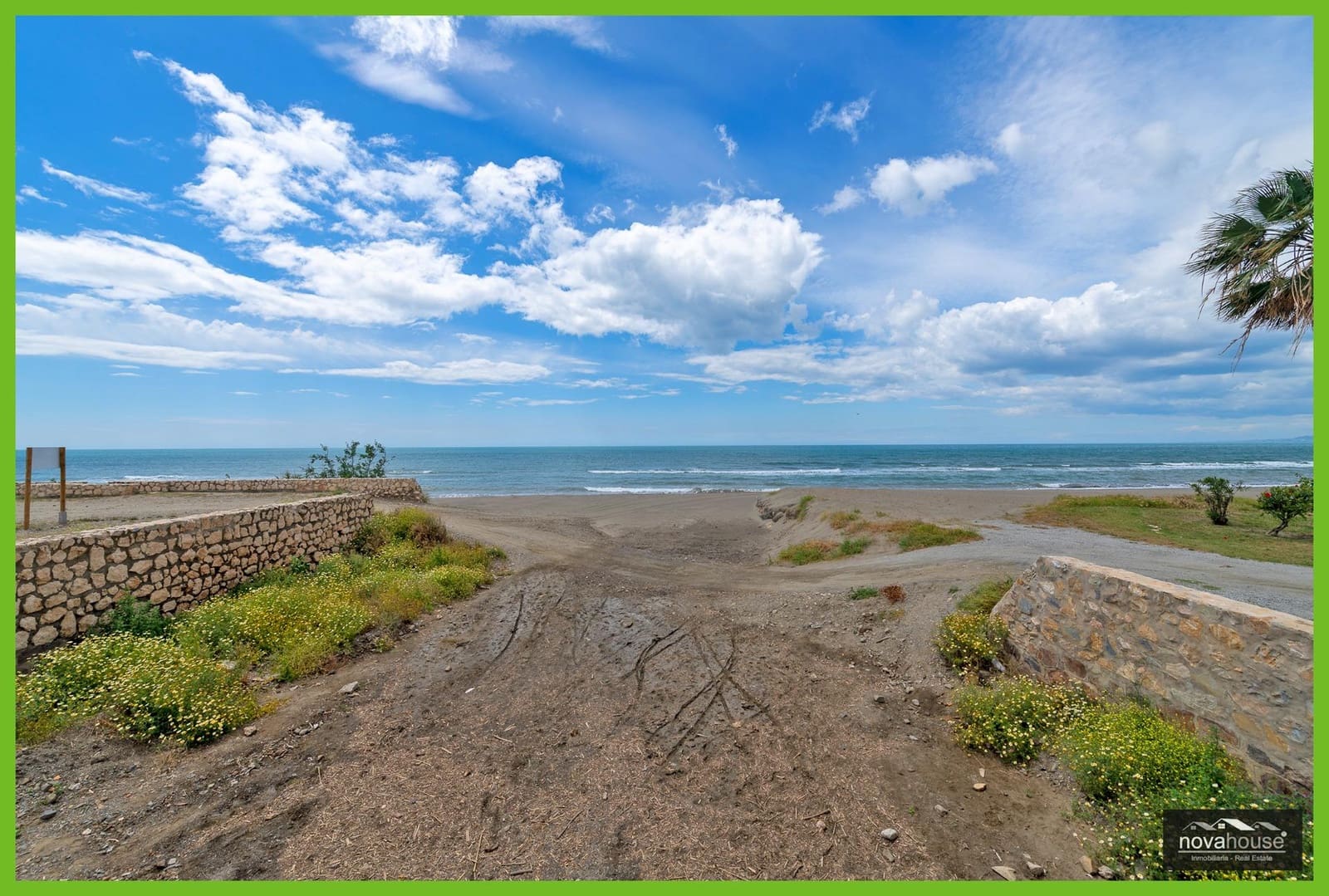 3 bedroom Flat for sale in Rincon de la Victoria with pool garage - € 379,000 (Ref: 8957089)