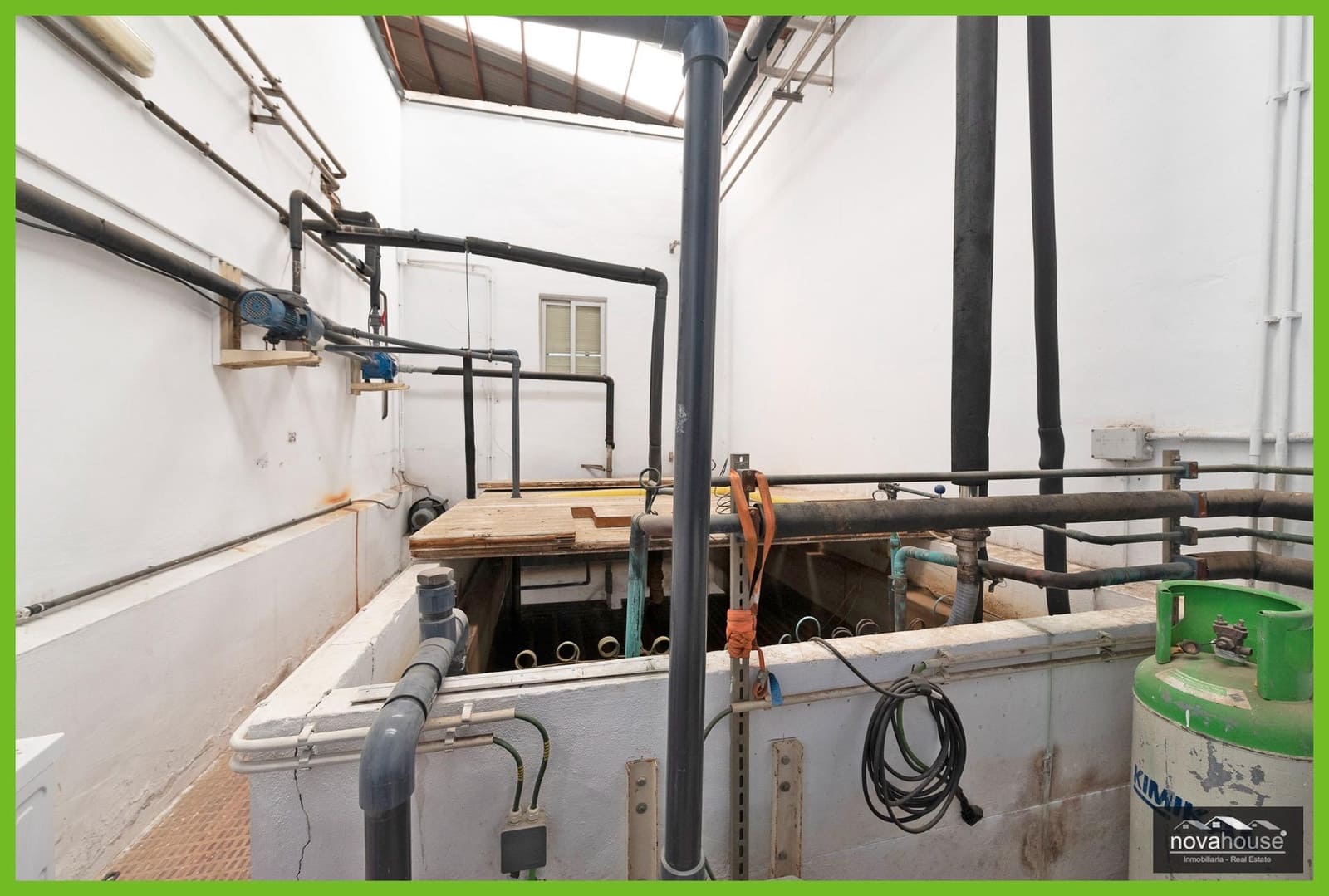 Bedrift til salgs i Malaga by - € 1 100 000 (Ref: 8968279)