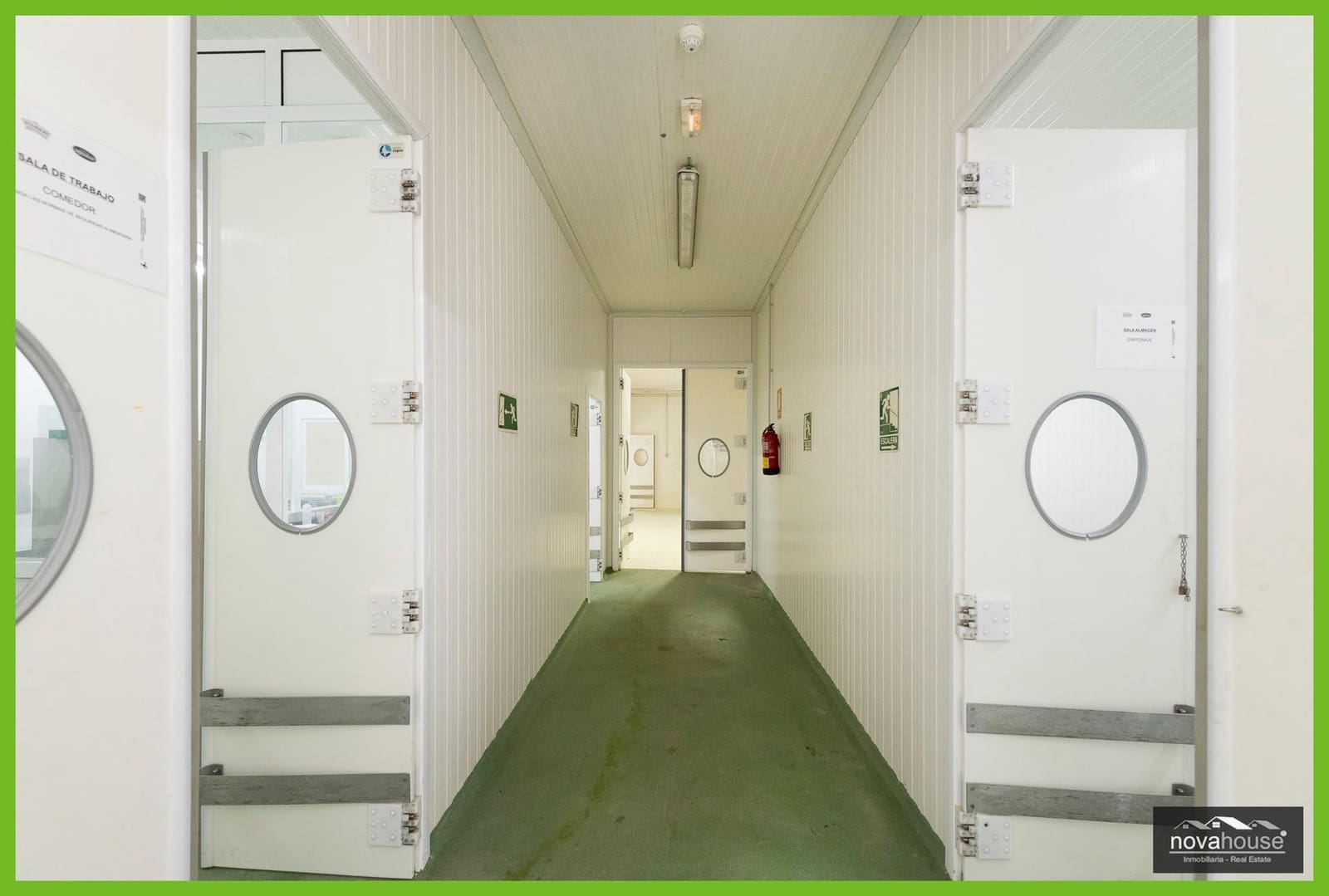 Virksomhed til salg i Malaga by - € 1.100.000 (Ref: 8968279)