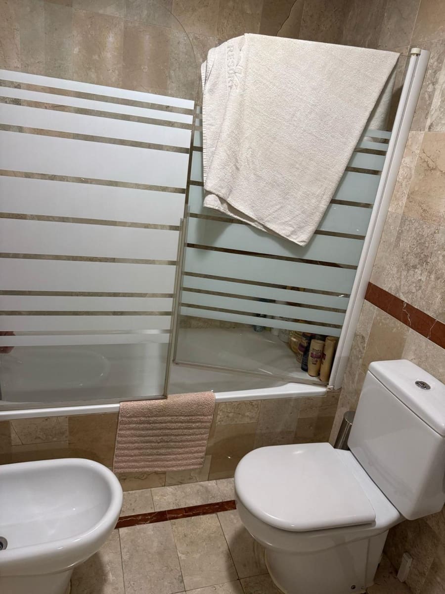 4 soverom Rekkehus til salgs i Rincon de la Victoria med svømmebasseng garasje - € 590 000 (Ref: 8972465)