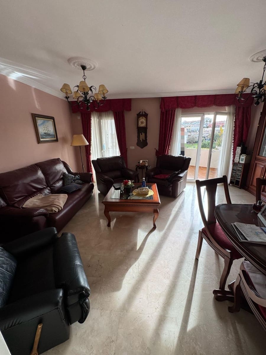 4 soverom Rekkehus til salgs i Rincon de la Victoria med svømmebasseng garasje - € 590 000 (Ref: 8972465)