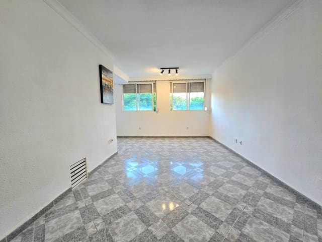 2 soveværelse Lejlighed til salg i Huelin, Málaga by med garage - € 375.000 (Ref: 8976144)