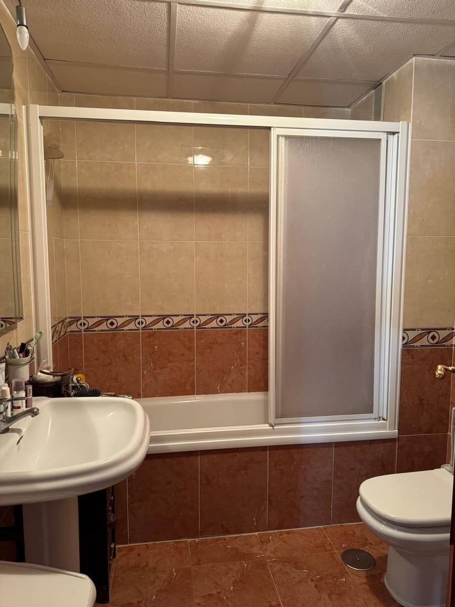 3 quarto Moradia em Banda para venda em Rincon de la Victoria com piscina garagem - 470 000 € (Ref: 8976145)