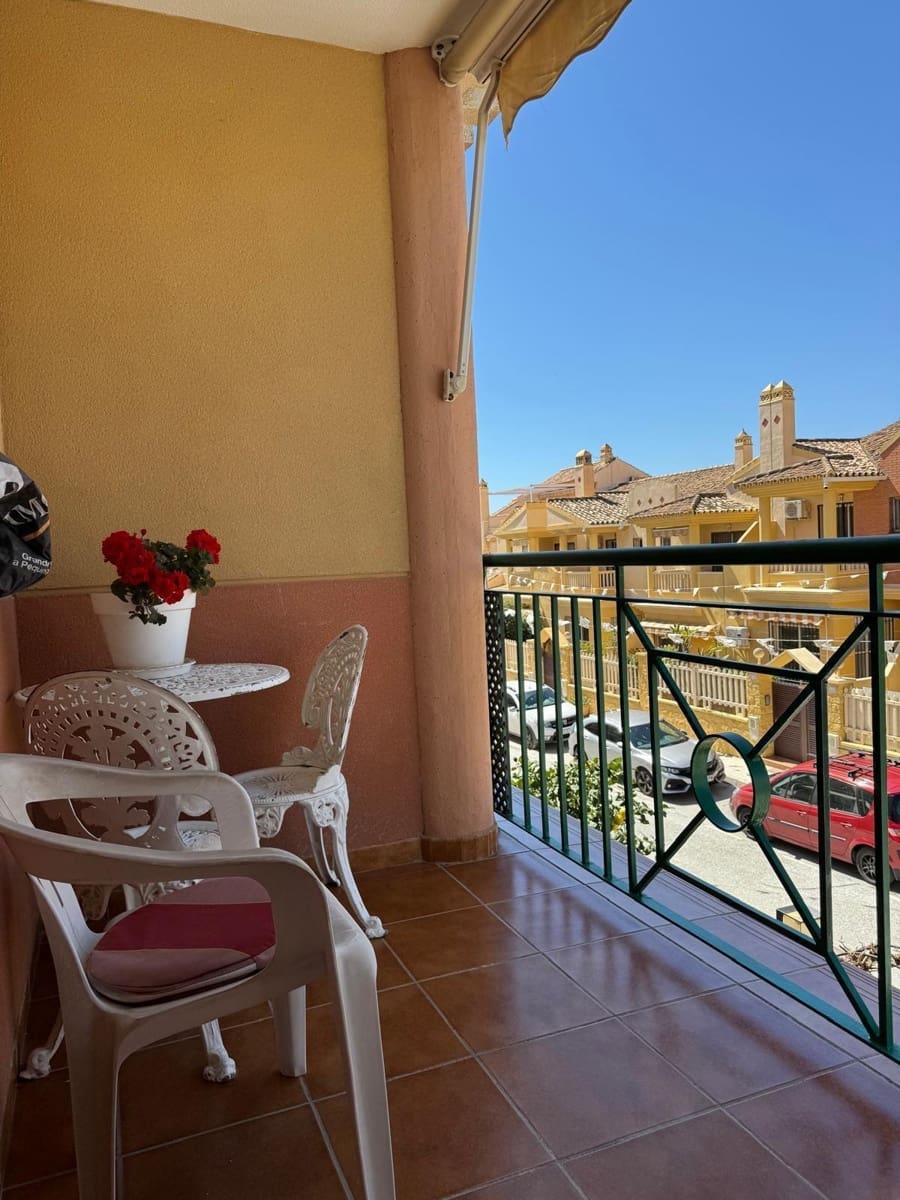 3 quarto Moradia em Banda para venda em Rincon de la Victoria com piscina garagem - 470 000 € (Ref: 8976145)