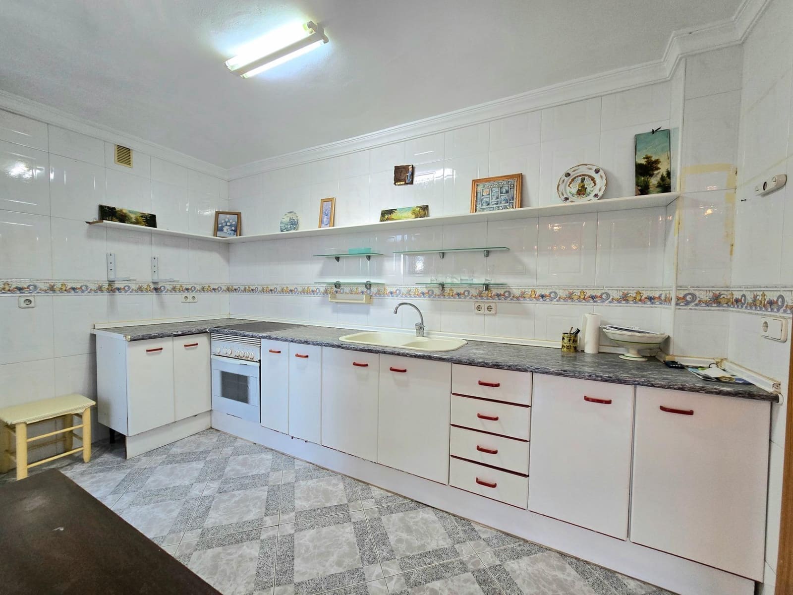 3 Zimmer Wohnung zu verkaufen in Malaga Stadt mit Garage - 375.000 € (Ref: 8979128)