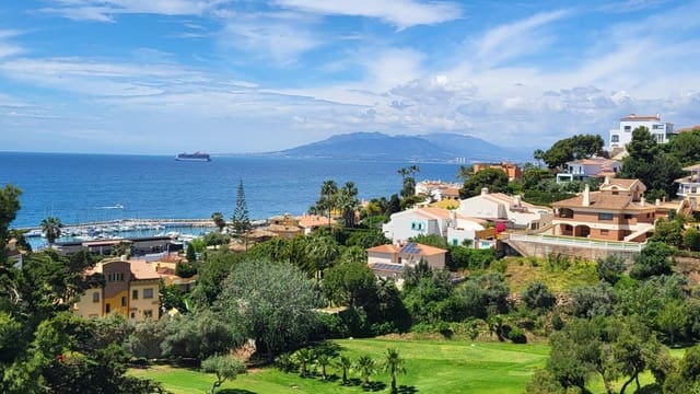 8 chambre Villa/Maison à vendre à Malaga ville avec piscine garage - 1 575 000 € (Ref: 8982357)