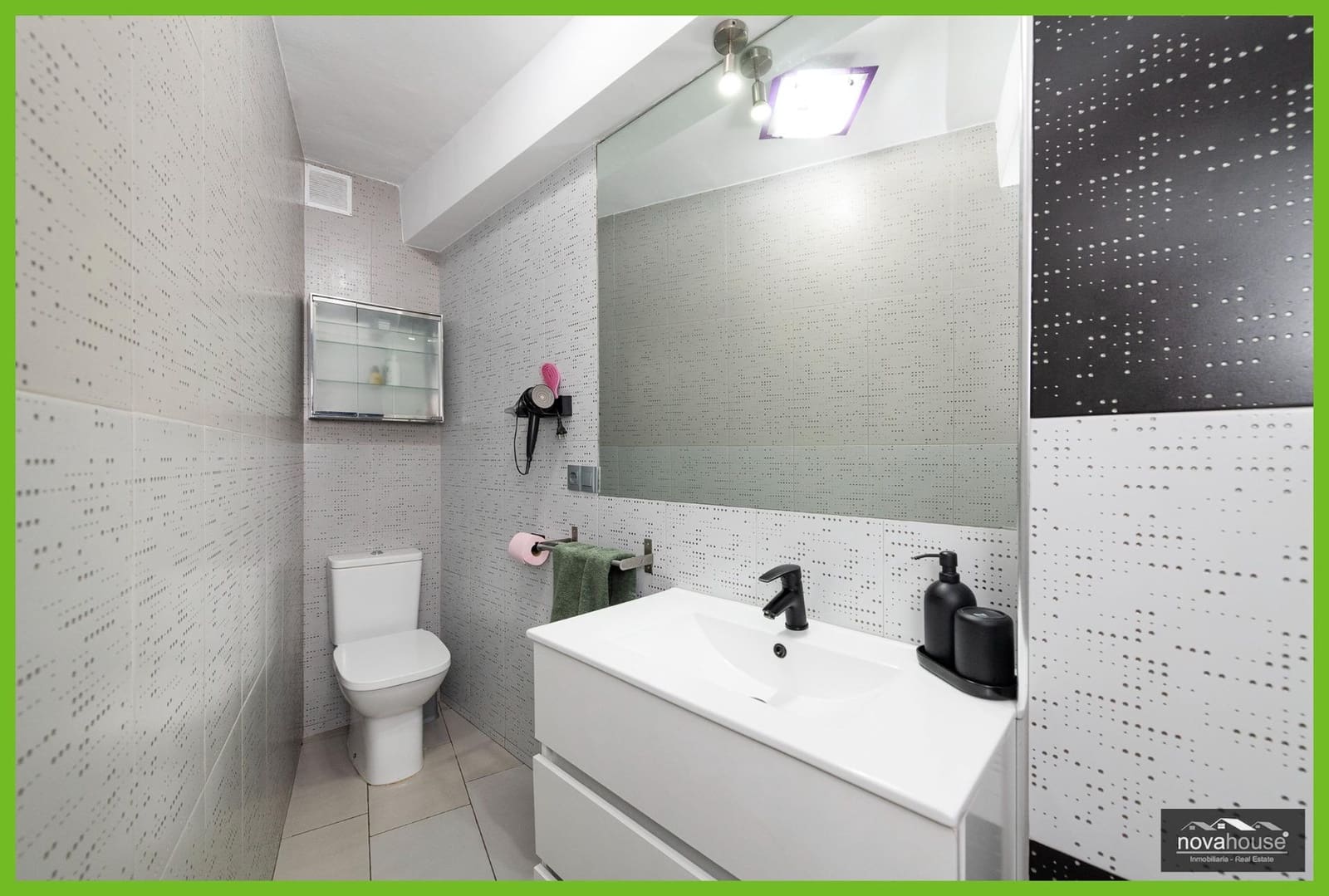 Piso de 3 habitaciones en Málaga ciudad en venta - 275.000 € (Ref: 9020941)