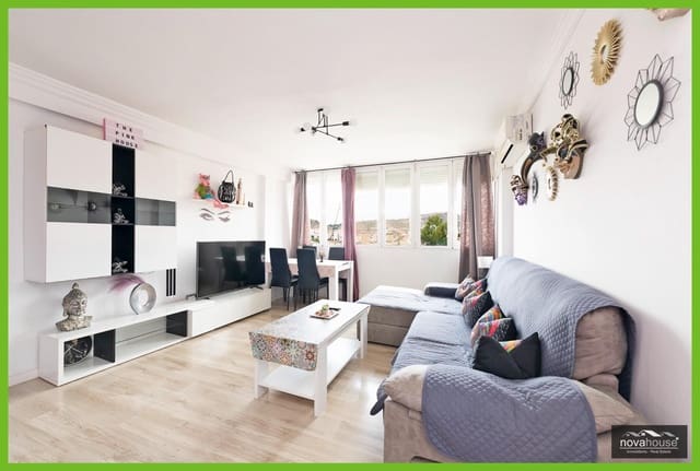 Piso de 3 habitaciones en Málaga ciudad en venta - 275.000 € (Ref: 9020941)