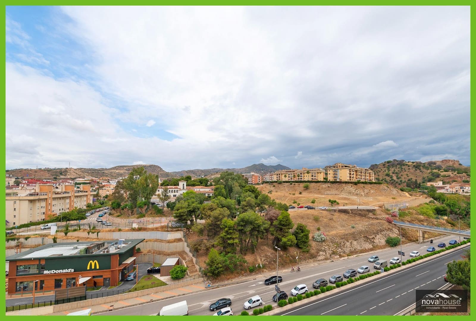 Piso de 3 habitaciones en Málaga ciudad en venta - 275.000 € (Ref: 9020941)