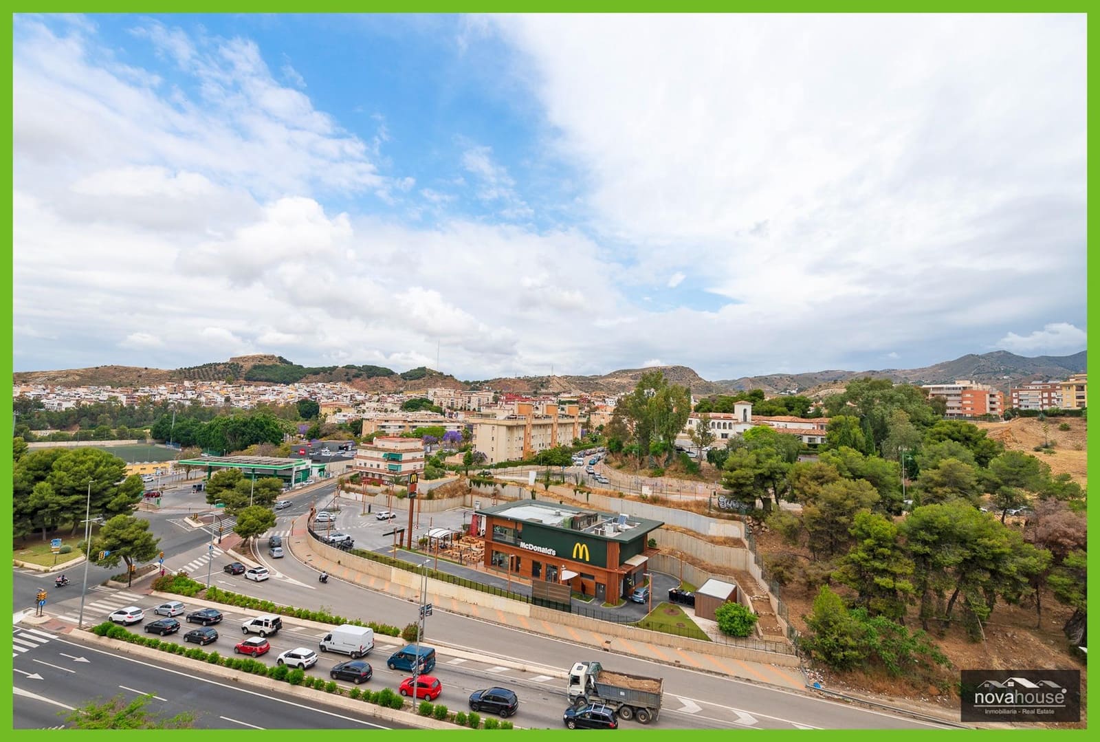 Piso de 3 habitaciones en Málaga ciudad en venta - 275.000 € (Ref: 9020941)