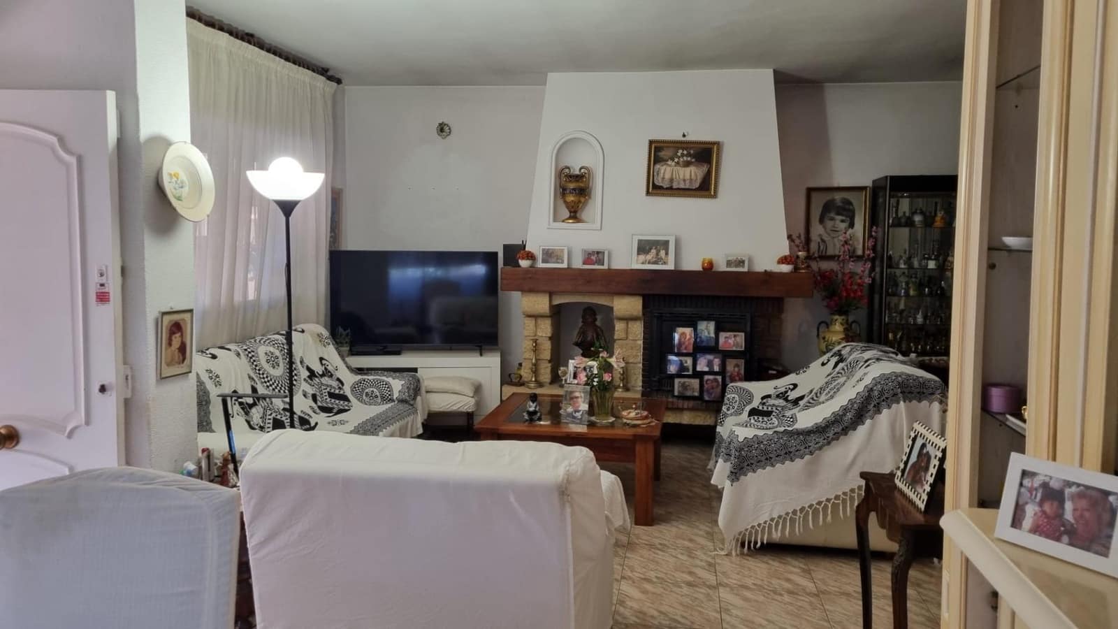 3 soverom Villa til salgs i La Cala del Moral med svømmebasseng garasje - € 680 000 (Ref: 9065164)