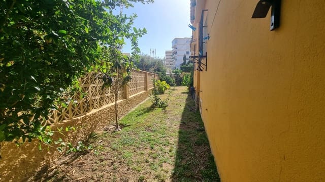 3 makuuhuone Huvila myytävänä paikassa La Cala del Moral, Rincón de la Victoria mukana uima-altaan 
autotalli - 680 000 € (Ref: 9065164)