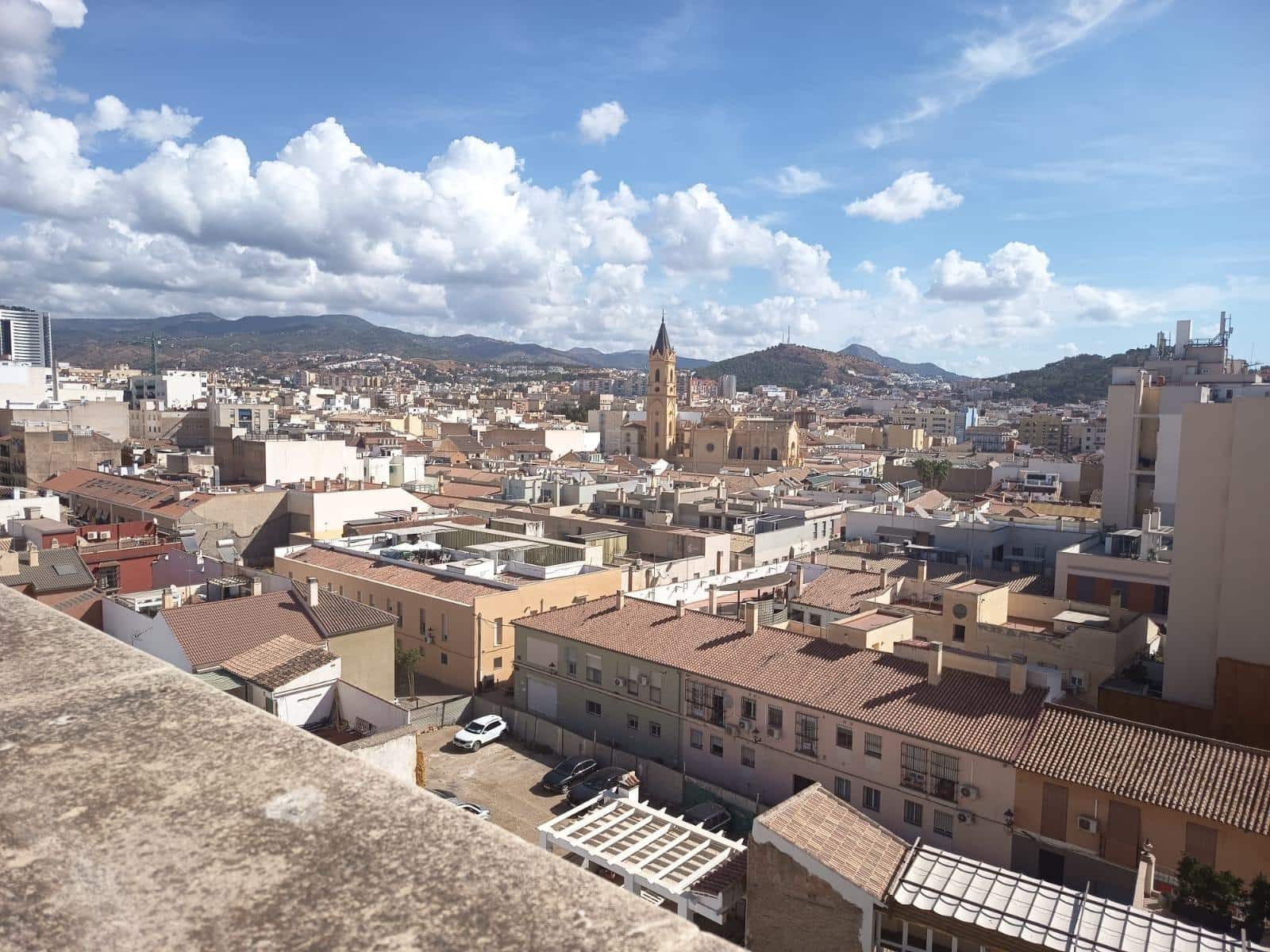 2 soveværelse Lejlighed til salg i Malaga by - € 269.900 (Ref: 9100728)