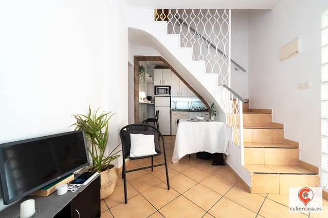 3 soveværelse Lejlighed til salg i Torre del Mar, Vélez-Málaga - € 230.000 (Ref: 9104623)