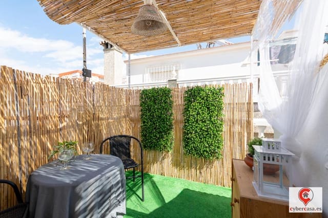 3 soveværelse Lejlighed til salg i Torre del Mar, Vélez-Málaga - € 230.000 (Ref: 9104623)