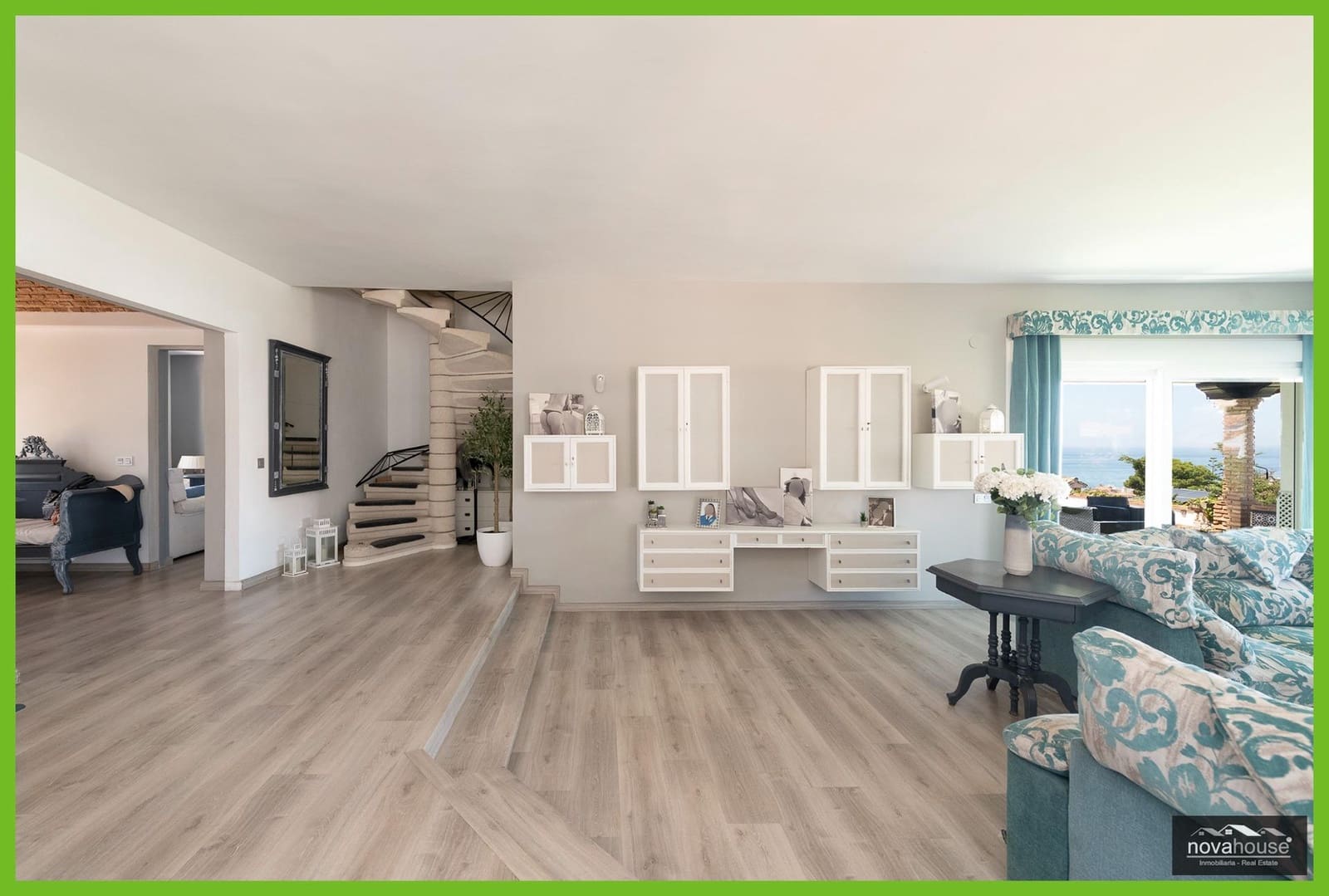 5 soverom Villa til salgs i La Cala del Moral med garasje - € 1 350 000 (Ref: 9108664)