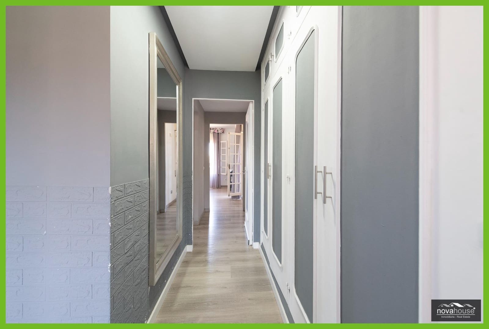 5 soverom Villa til salgs i La Cala del Moral med garasje - € 1 350 000 (Ref: 9108664)