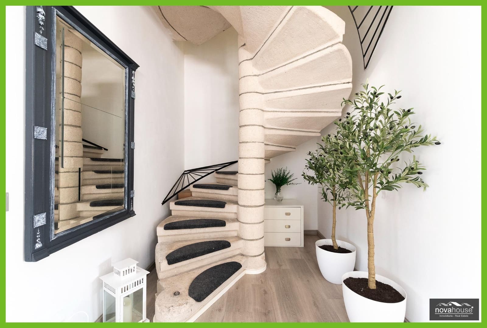 5 soverom Villa til salgs i La Cala del Moral med garasje - € 1 350 000 (Ref: 9108664)