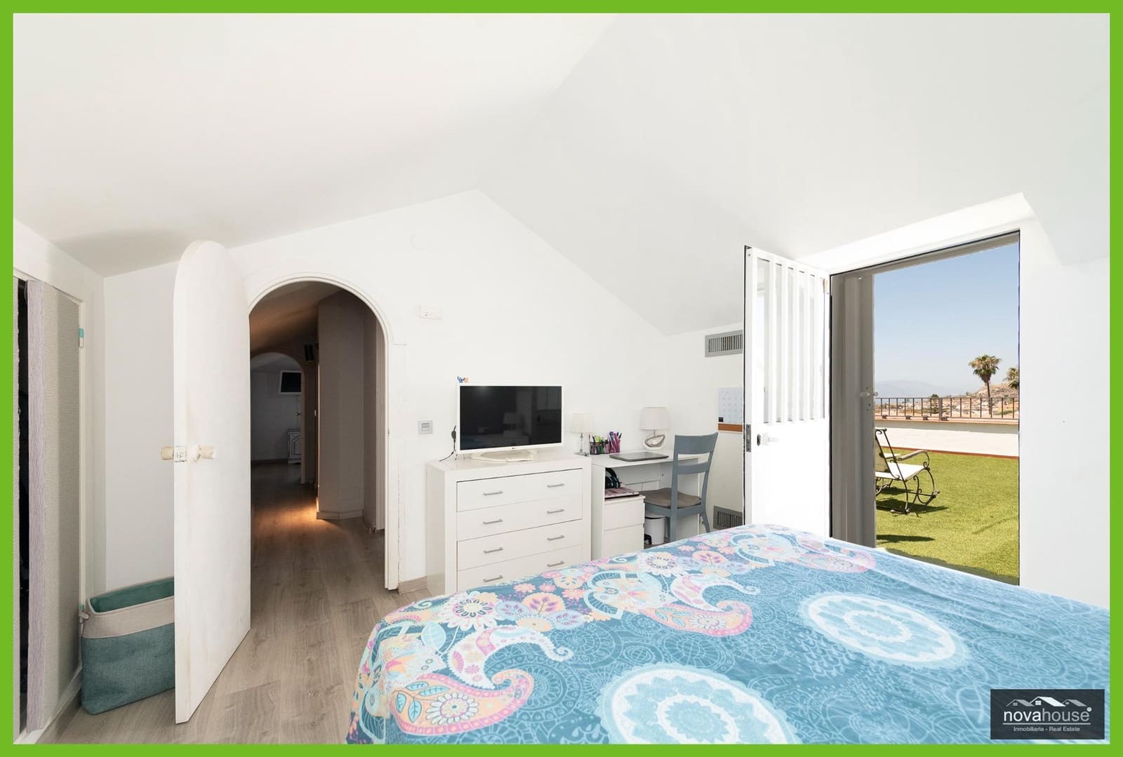 5 soverom Villa til salgs i La Cala del Moral med garasje - € 1 350 000 (Ref: 9108664)