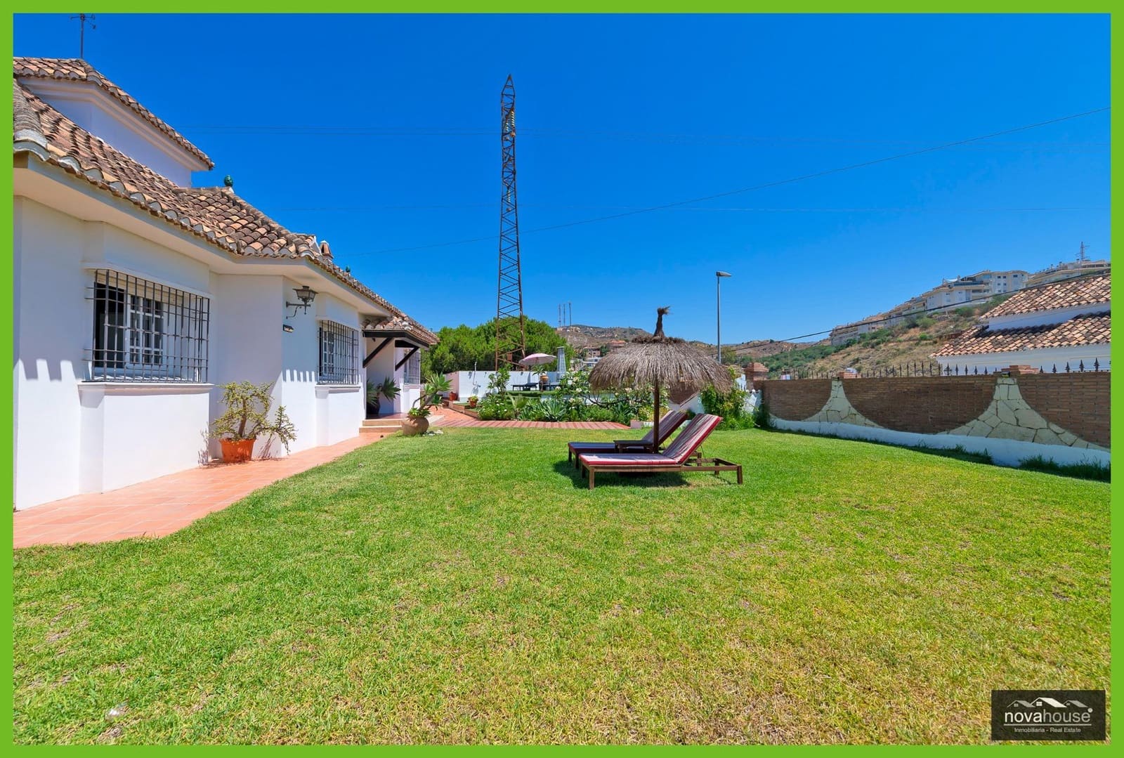 5 soverom Villa til salgs i La Cala del Moral med garasje - € 1 350 000 (Ref: 9108664)