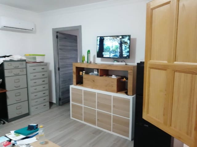 2 bedroom Townhouse for sale in Vélez-Málaga with garage - € 270,000 (Ref: 9114135)