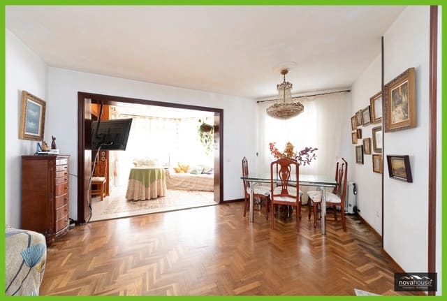 3 slaapkamer Flat te koop in La Malagueta, Málaga stad met garage - € 665.000 (Ref: 9141595)