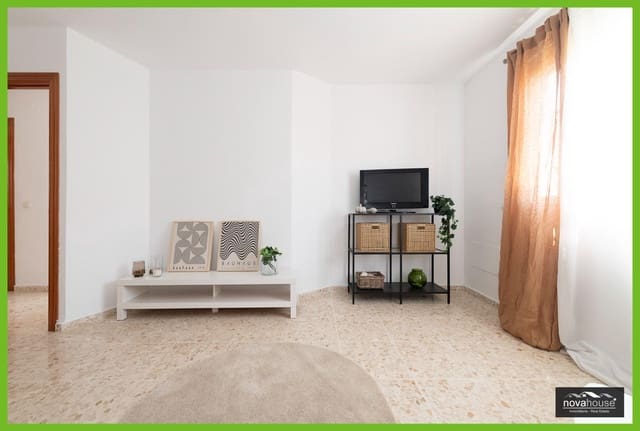 4 slaapkamer Huis te koop in Chilches, Vélez-Málaga met zwembad - € 380.000 (Ref: 9153913)