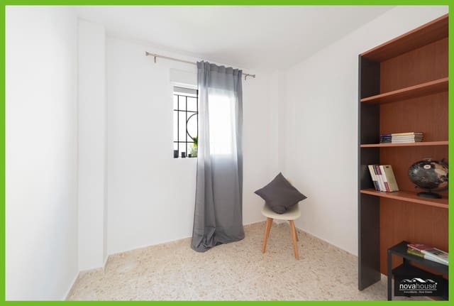 4 slaapkamer Huis te koop in Chilches, Vélez-Málaga met zwembad - € 380.000 (Ref: 9153913)