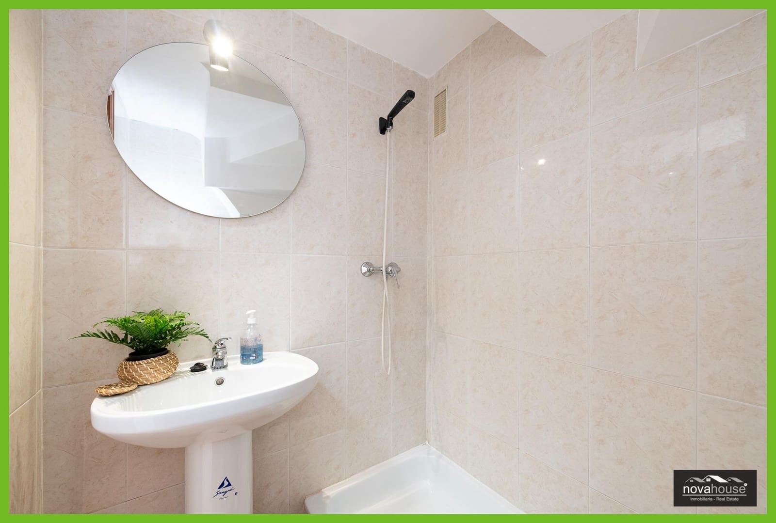 4 chambre Maison de Ville à vendre à Chilches avec piscine - 380 000 € (Ref: 9153913)