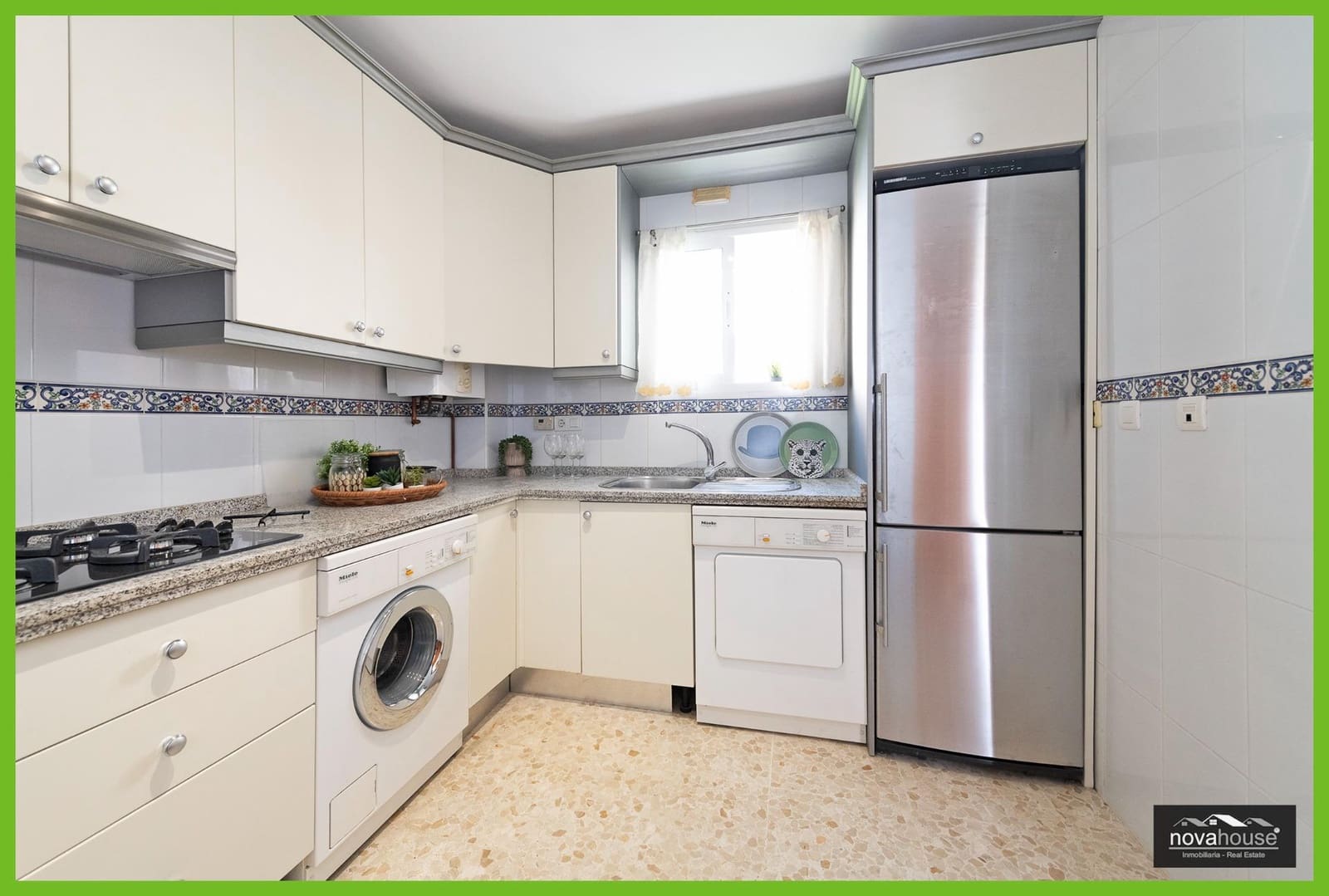 4 chambre Maison de Ville à vendre à Chilches avec piscine - 380 000 € (Ref: 9153913)