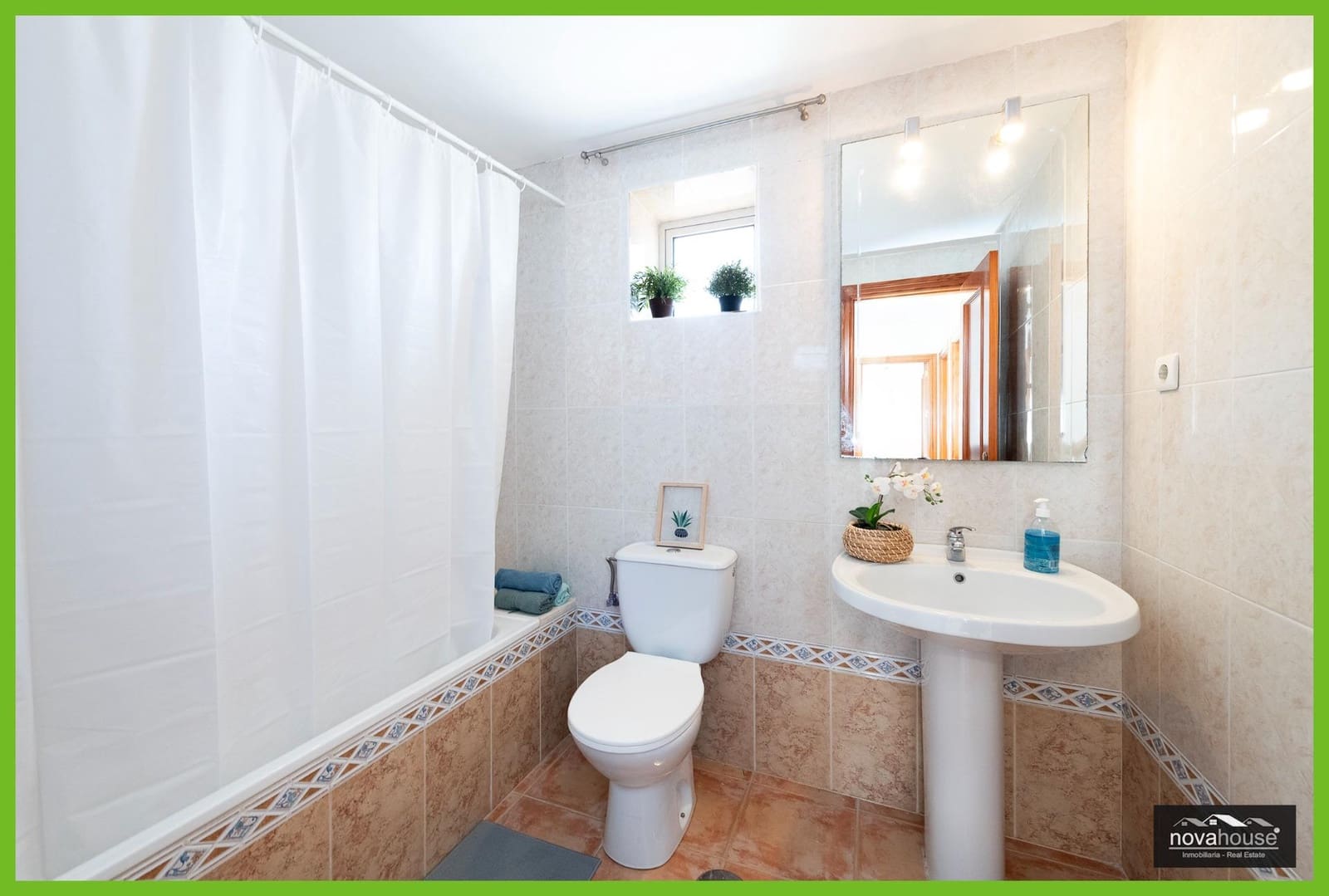 4 chambre Maison de Ville à vendre à Chilches avec piscine - 380 000 € (Ref: 9153913)