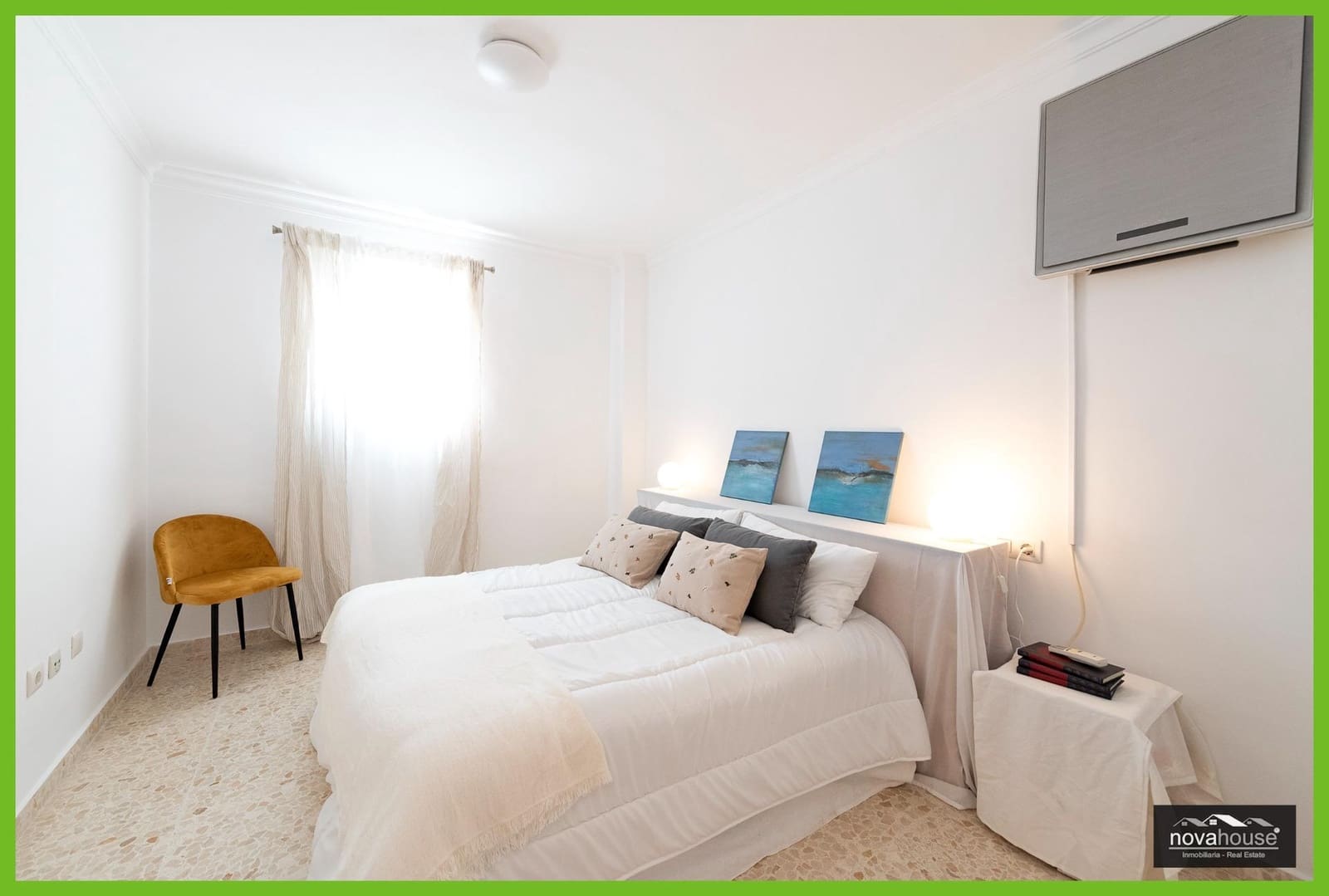 4 bedroom Townhouse for sale in Chilches with pool - € 375,000 (Ref: 9153913)