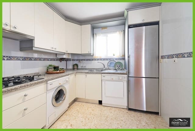 4 sovrum Hus till salu i Chilches, Vélez-Málaga med pool - 375 000 € (Ref: 9153913)