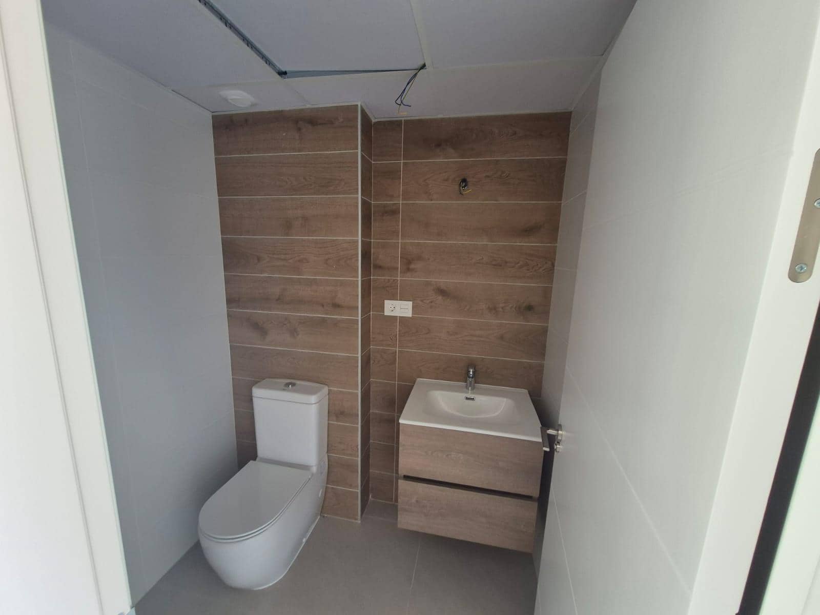 3 slaapkamer Rijtjeshuis te koop in Torre del Mar met garage - € 459.000 (Ref: 9264544)