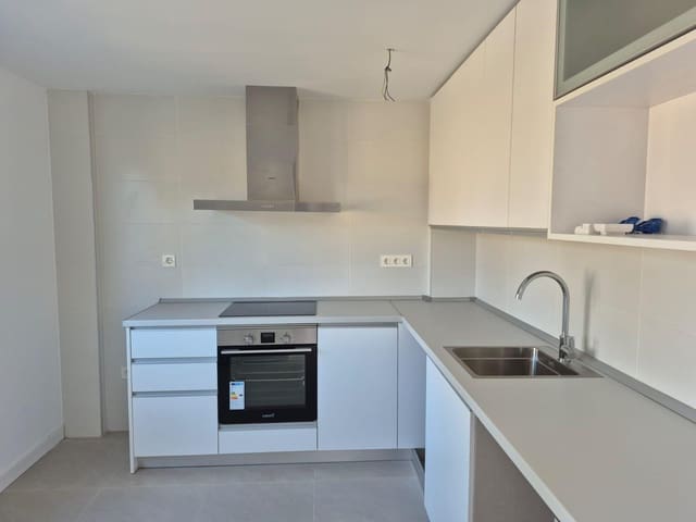 3 quarto Moradia em Banda para venda em Torre del Mar, Vélez-Málaga com garagem - 440 000 € (Ref: 9264544)