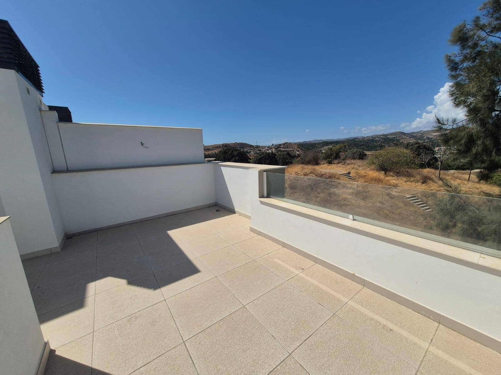 3 soverom Rekkehus til salgs i Torre del Mar med garasje - € 440 000 (Ref: 9264544)