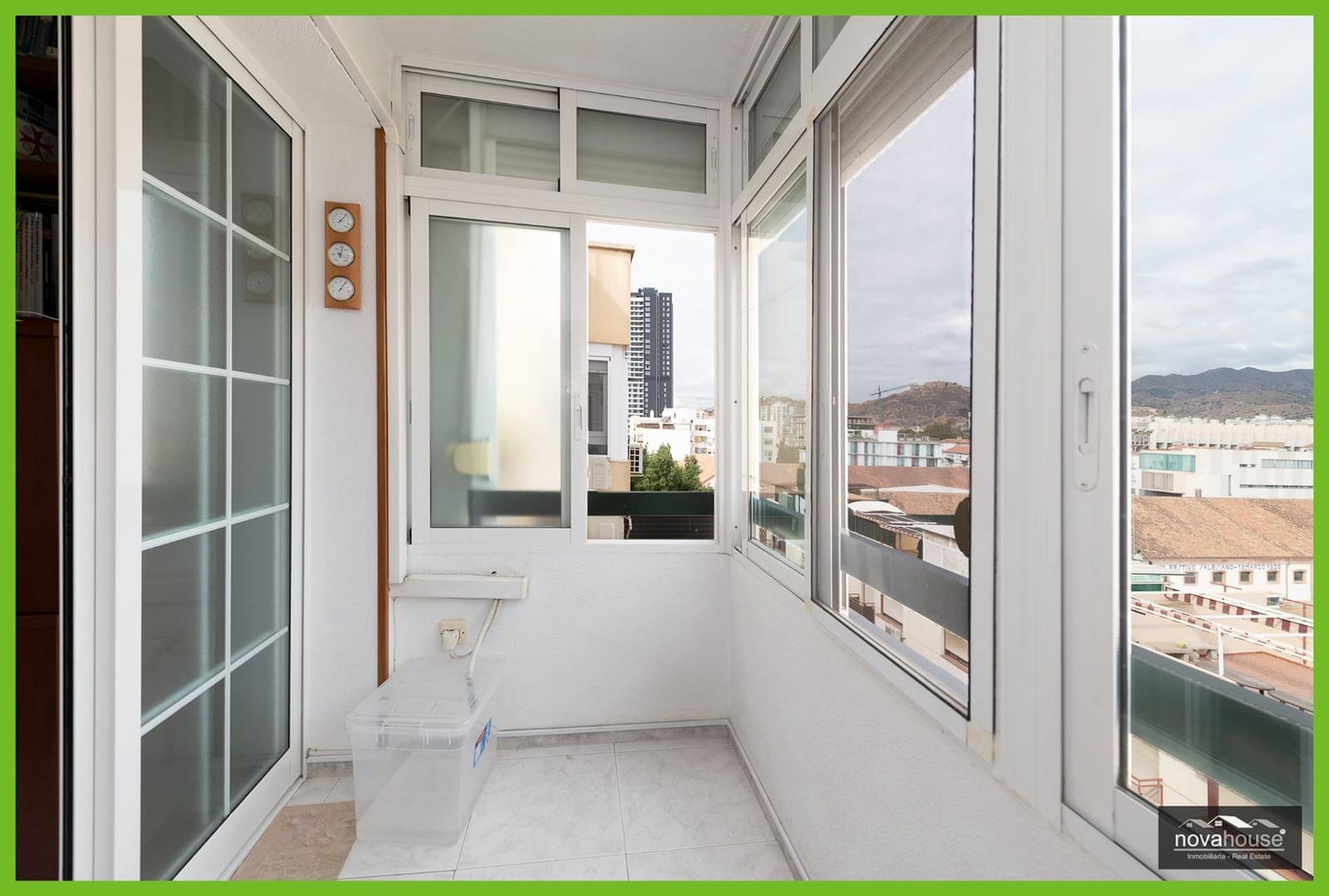 3 soveværelse Lejlighed til salg i Malaga by - € 329.000 (Ref: 9291611)