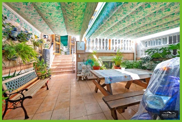 5 soveværelse Villa til salg i Torremolinos med swimmingpool - € 1.499.990 (Ref: 9297212)