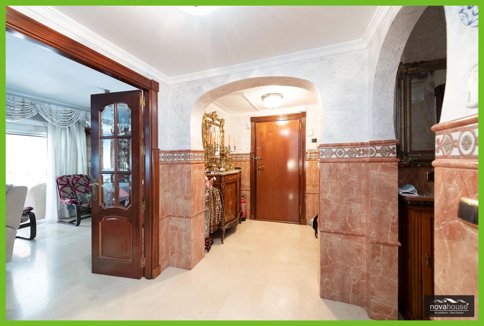 5 Zimmer Villa zu verkaufen in Torremolinos mit Pool - 1.499.990 € (Ref: 9297212)