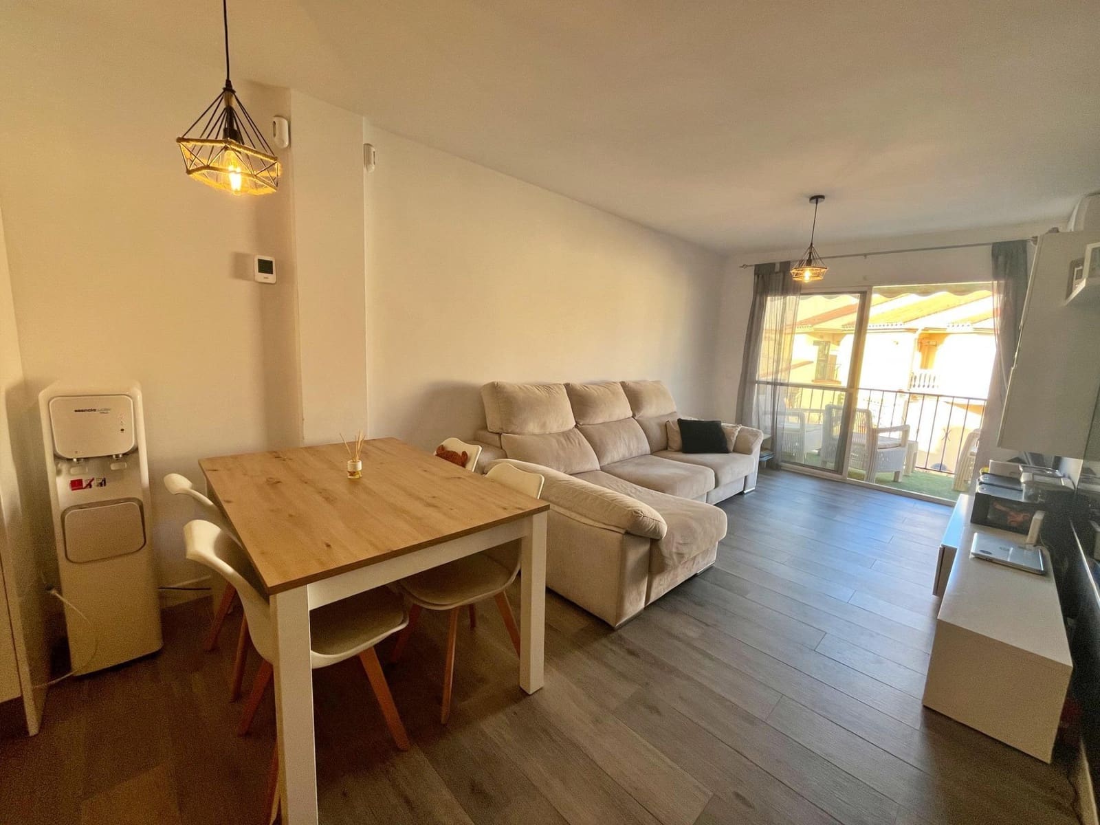 Piso de 2 habitaciones en Rincón de la Victoria en venta - 330.000 € (Ref: 9317862)