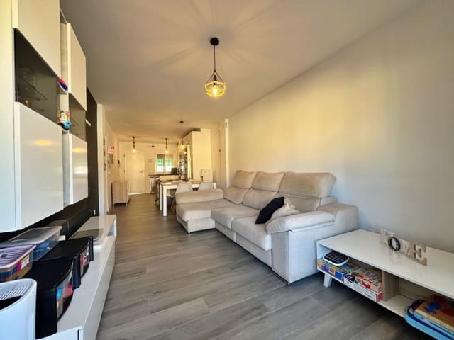 Piso de 2 habitaciones en Rincón de la Victoria en venta - 330.000 € (Ref: 9317862)