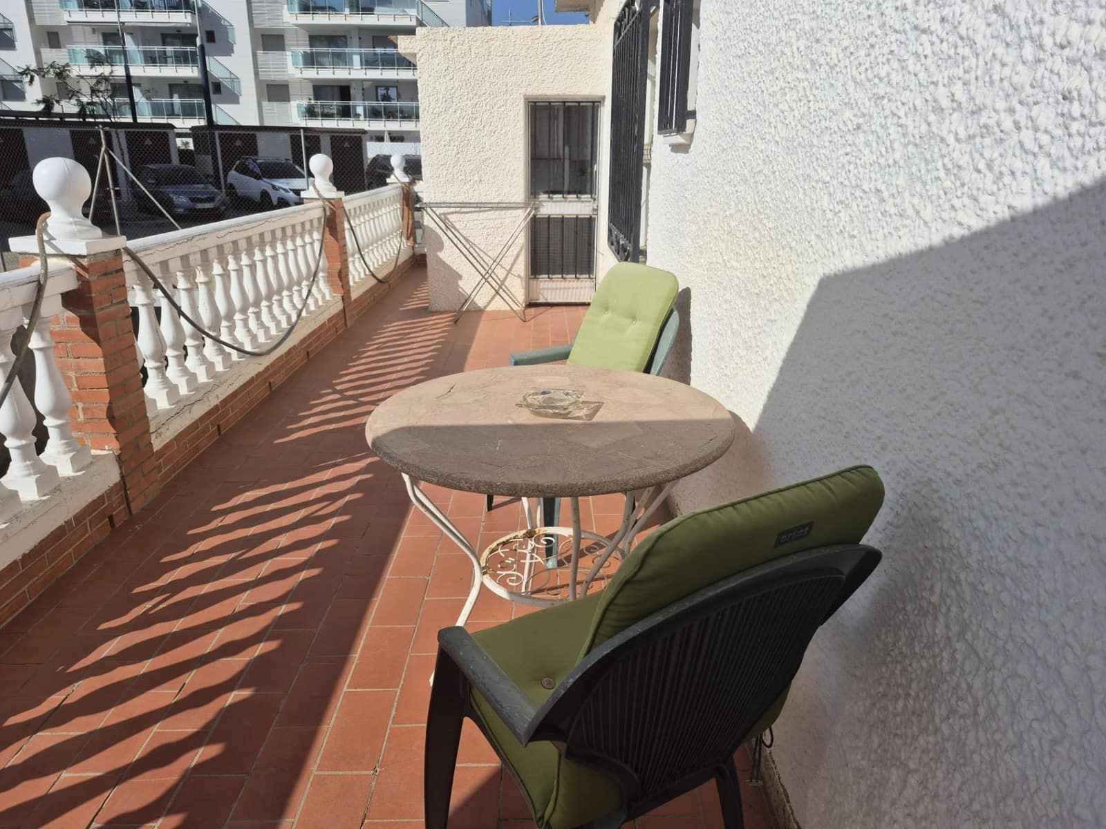 3 sypialnia Finka/Dom wiejski na sprzedaż w Torrox z garażem - 720 000 € (Ref: 9385615)