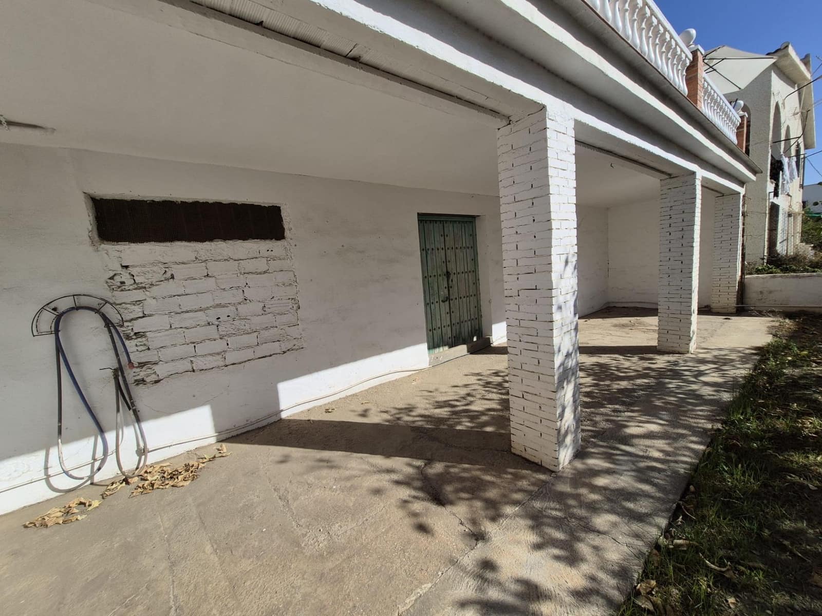 3 sypialnia Finka/Dom wiejski na sprzedaż w Torrox z garażem - 720 000 € (Ref: 9385615)